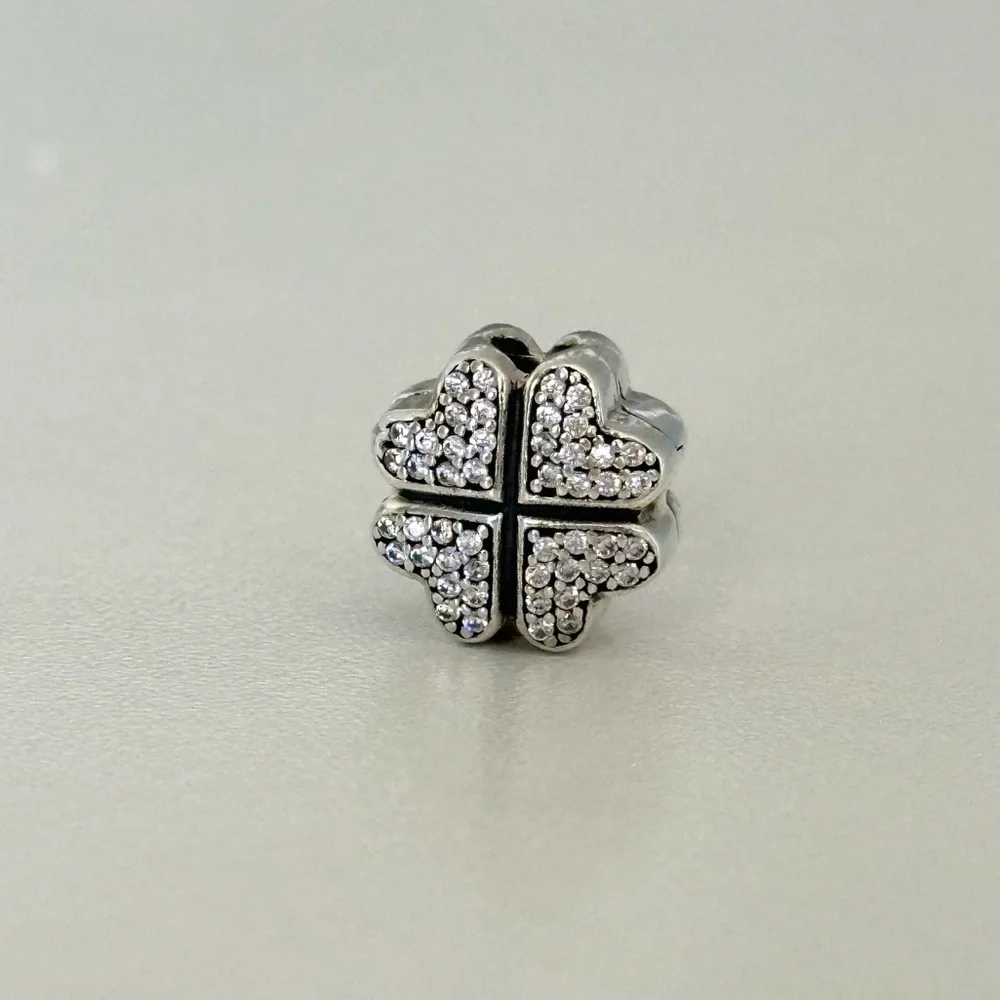 Pandora Petals Of Love Clear CZ Sparkly Flower Heart Rare Retired Clip Charm
